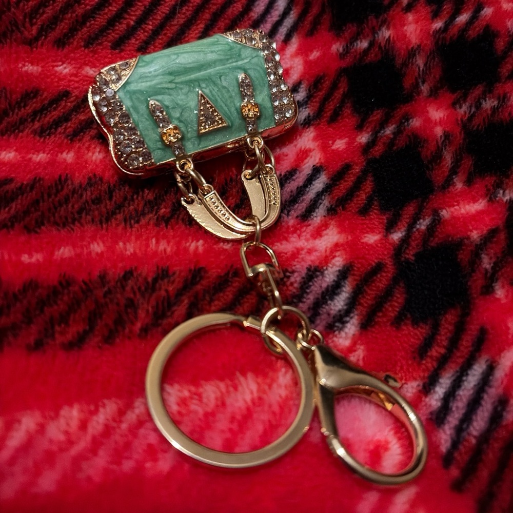 Source Unknown Green and Gold Bag Keychain - Picture 2 of 6
